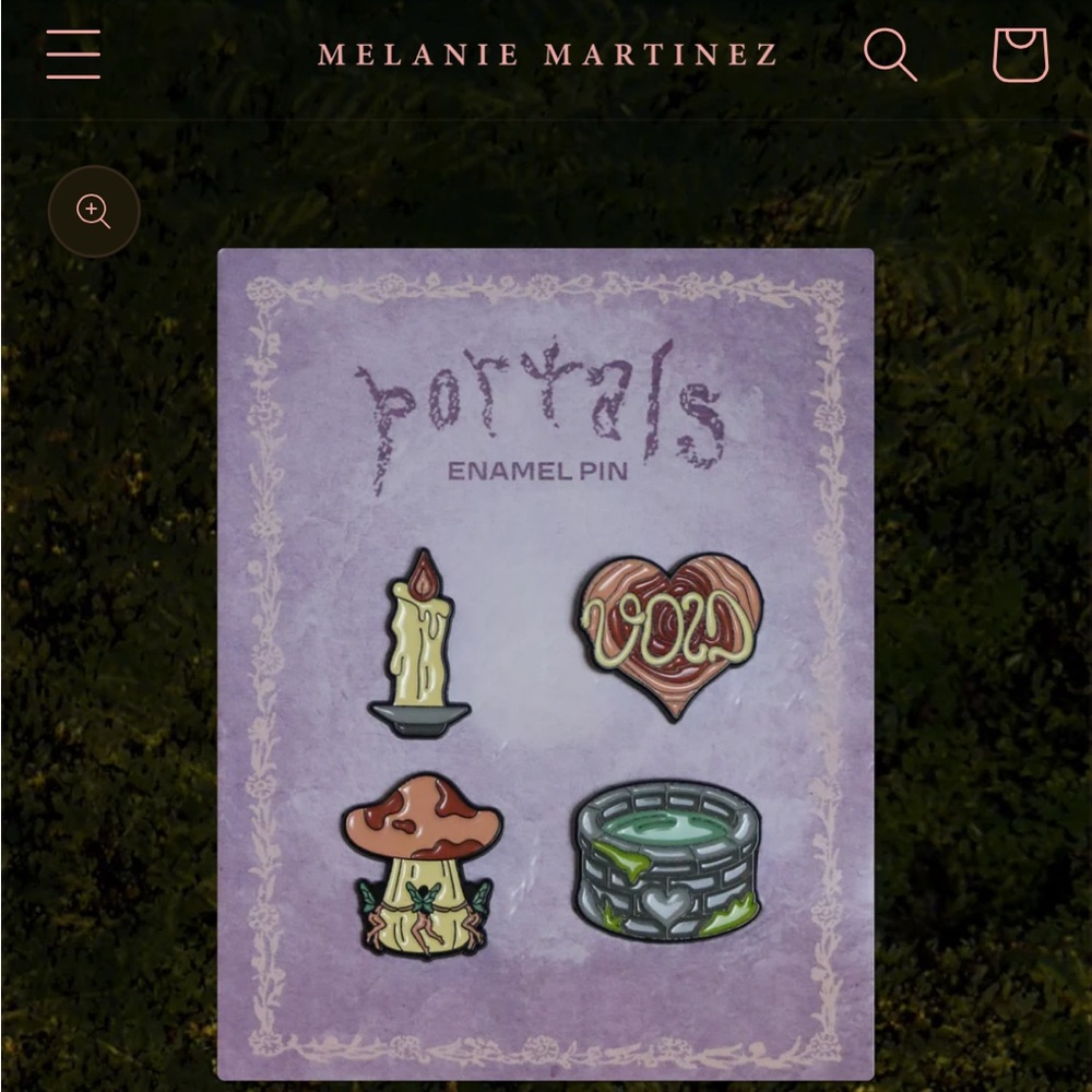 MELANIE MARTINEZ
VOID ENAMEL PIN SET